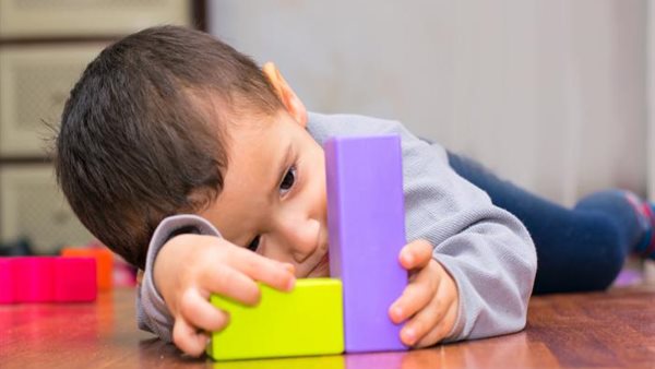 أسباب مرض التوحد