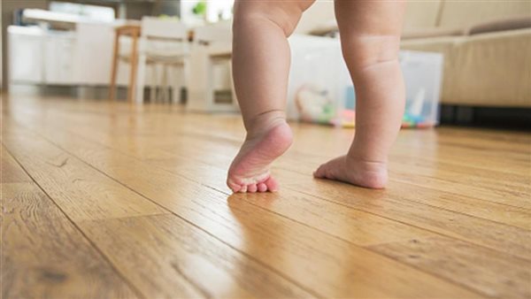 أسباب تقوس الساقين