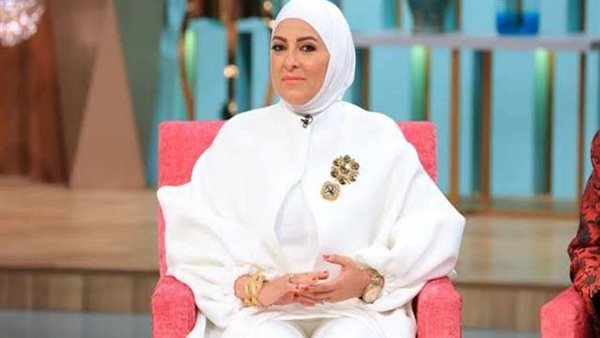 الاعلامية دعاء فاروق