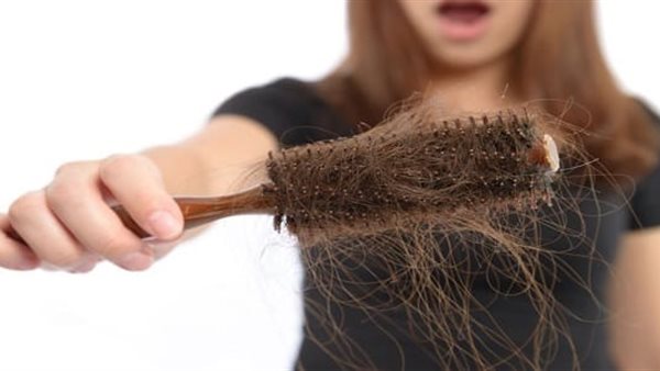 مشكلة تساقط الشعر