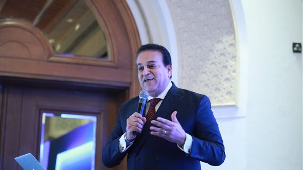 الدكتور خالد عبد