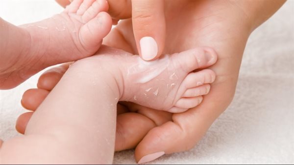 أسباب تقشير جلد الأصابع