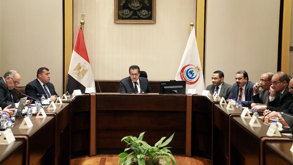 جانب من اجتماع وزير