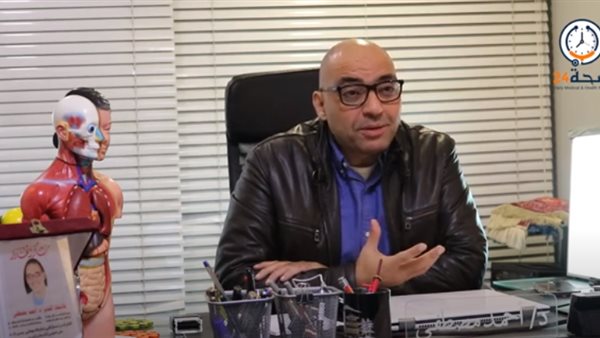 الدكتور أحمد مصطفى