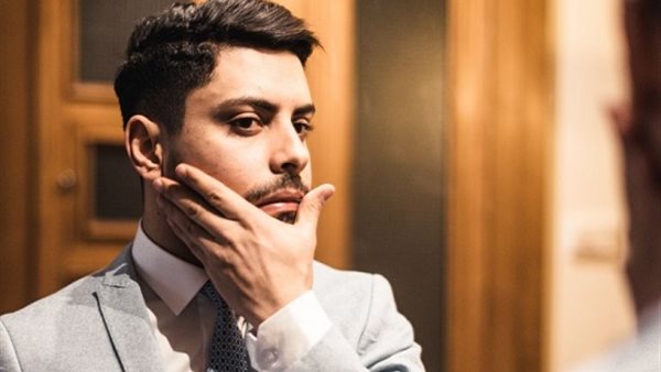 الشخص النرجسي