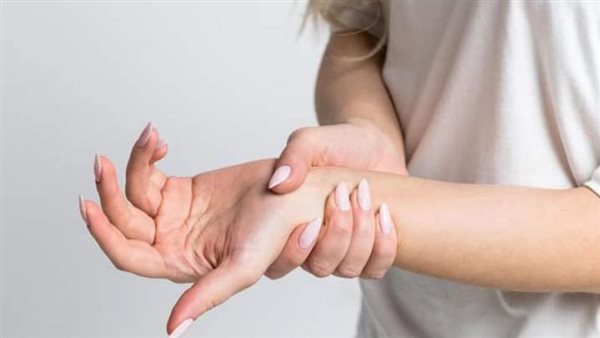 أسباب تنميل اليدين