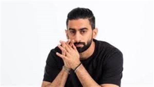 أنس بوخش