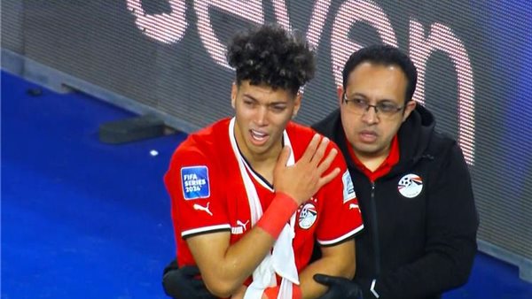 اللاعب امام عاشور