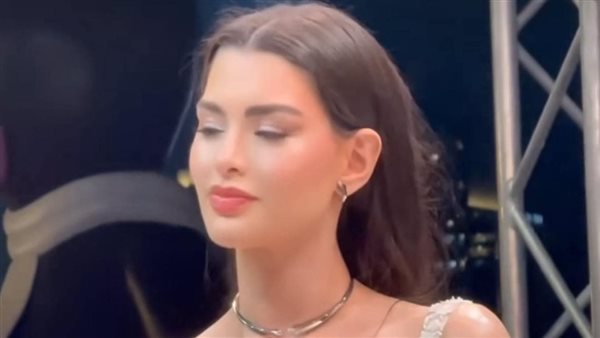 الفنانة روان بن حسين