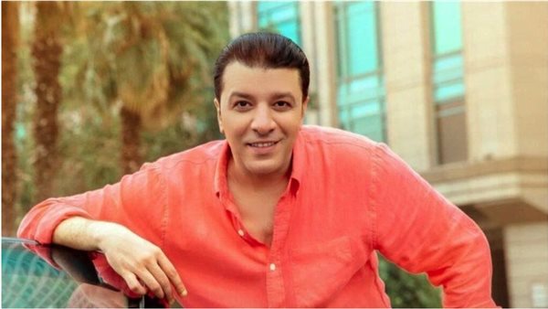 مصطفى كامل - نقيب