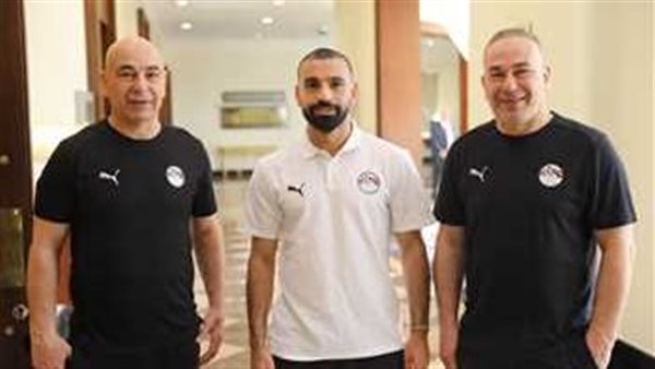 محمد صلاح مع حسام