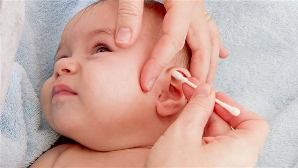 أعراض التهاب الأذن