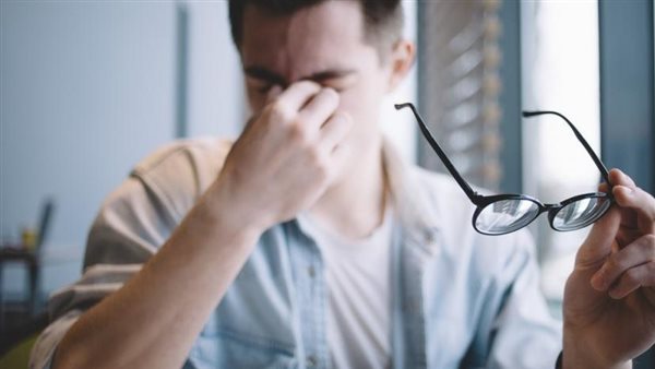 أسباب صداع ضعف النظر