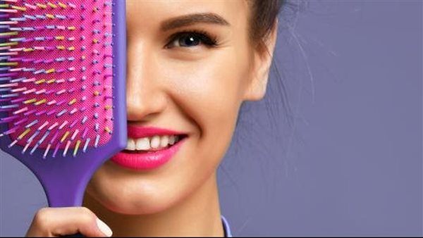 تنظيف فرشاة الشعر..